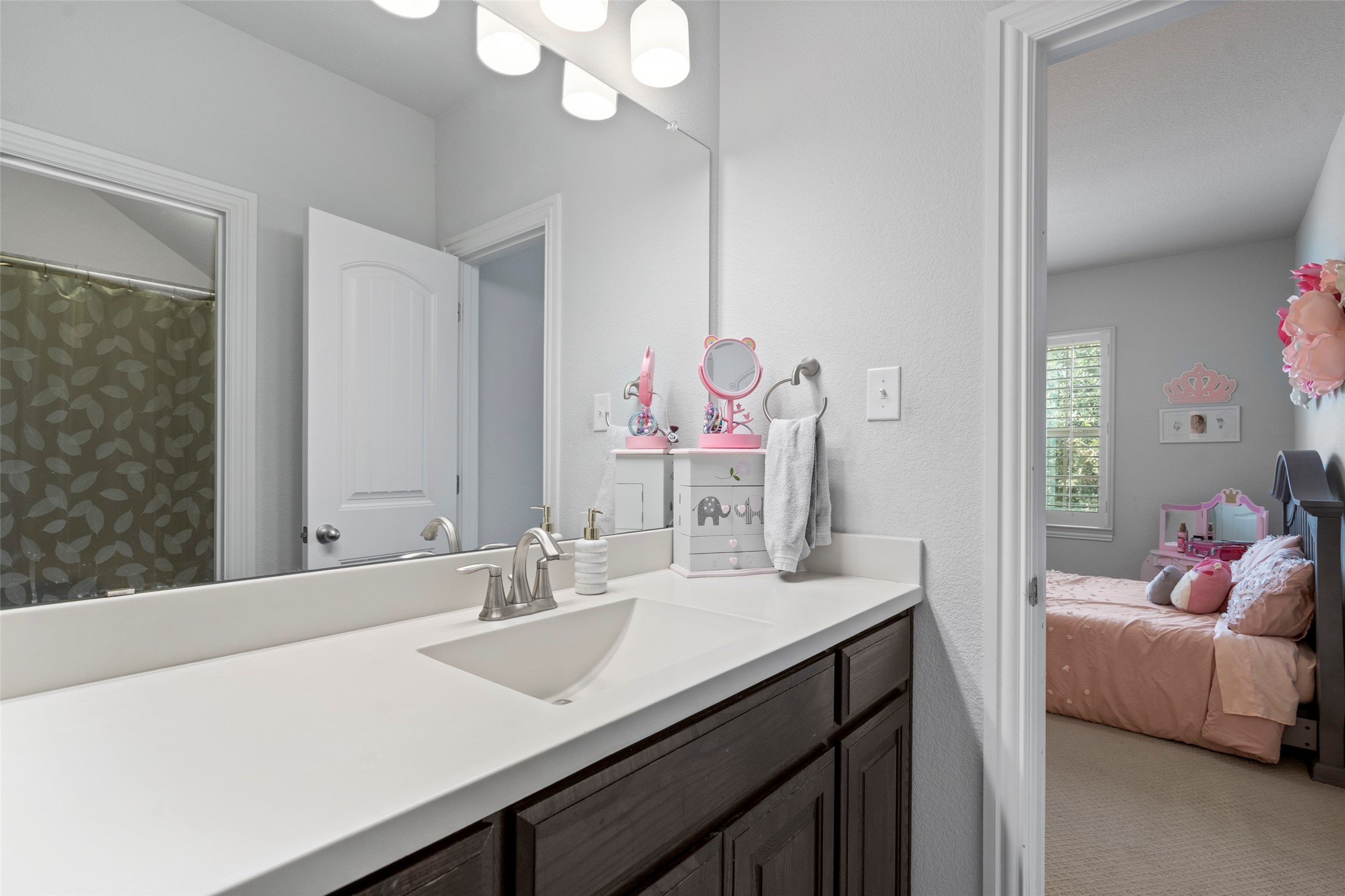18265 Brighton Green Dallas TX 75252