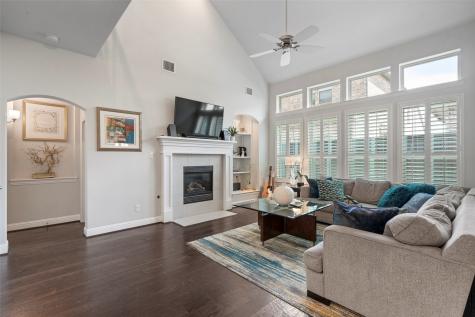 18265 Brighton Green Dallas TX 75252