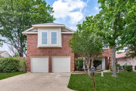 929 Ashmount Lane Arlington TX 76017