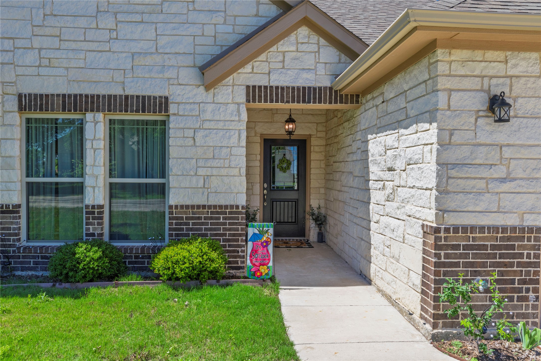 226 Half Moon Way Runaway Bay TX 76426
