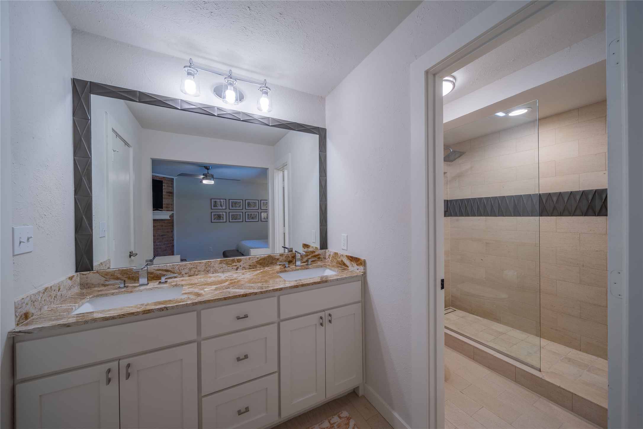 2517 Brennan Drive Plano TX 75075