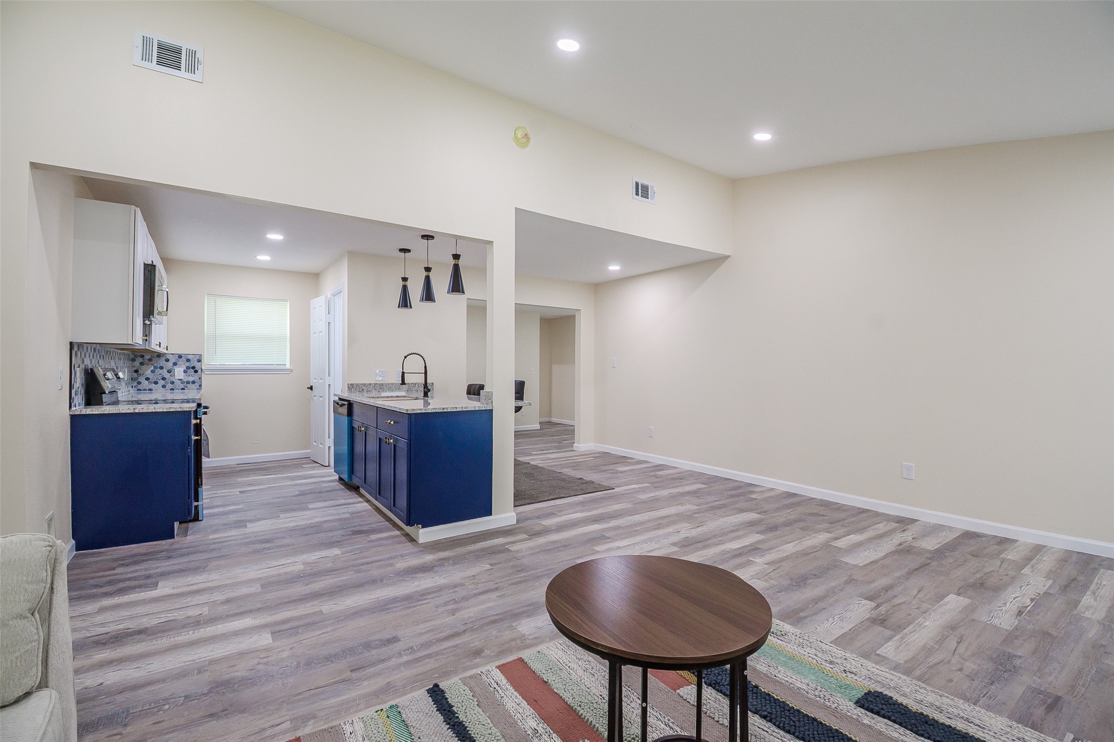 5305 Cahill Oval Street River Oaks TX 76114