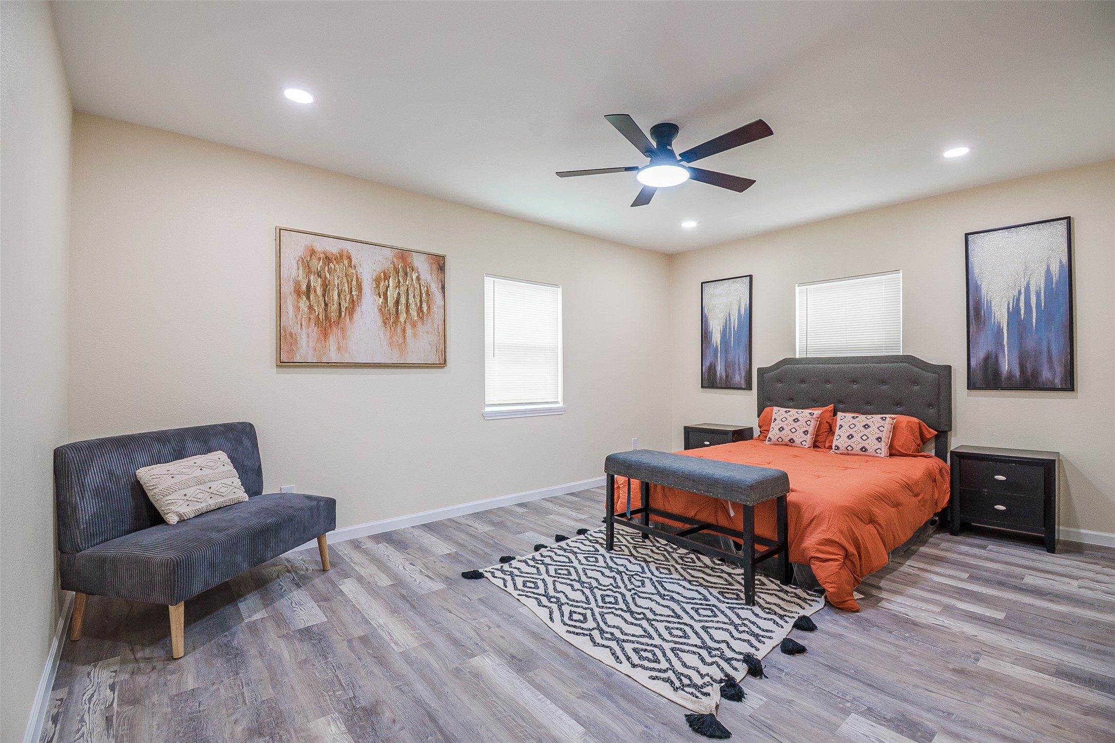 5305 Cahill Oval Street River Oaks TX 76114