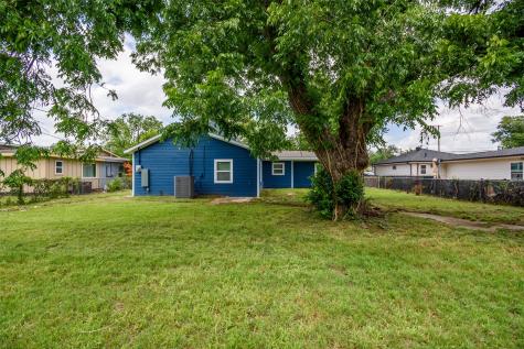 5305 Cahill Oval Street River Oaks TX 76114