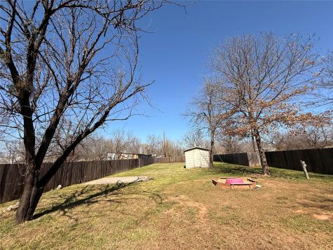 312 W Church Street Olney TX 76374