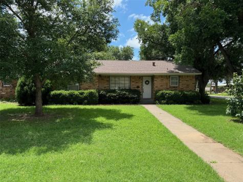 811 Reeves Road Seymour TX 76380