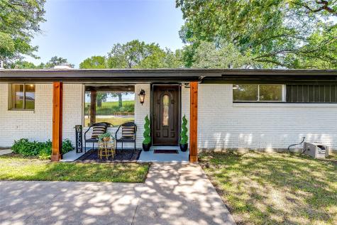 109 Redbird Lane N Azle TX 76020