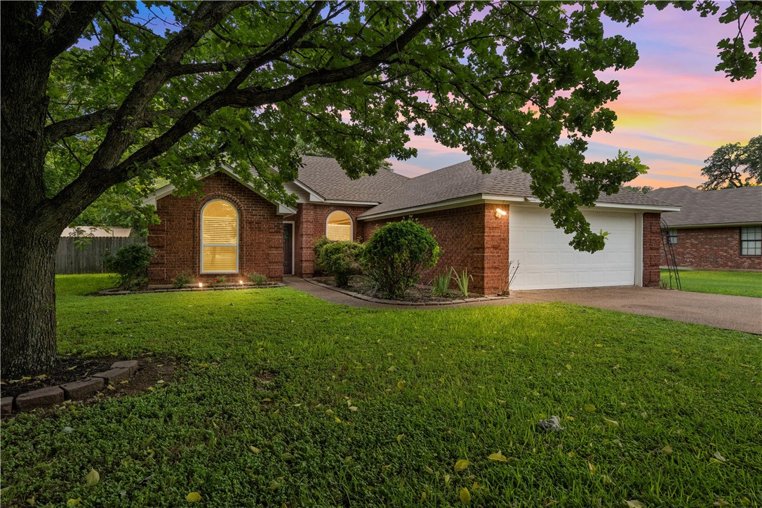 125 Briarwood Waco TX 76705
