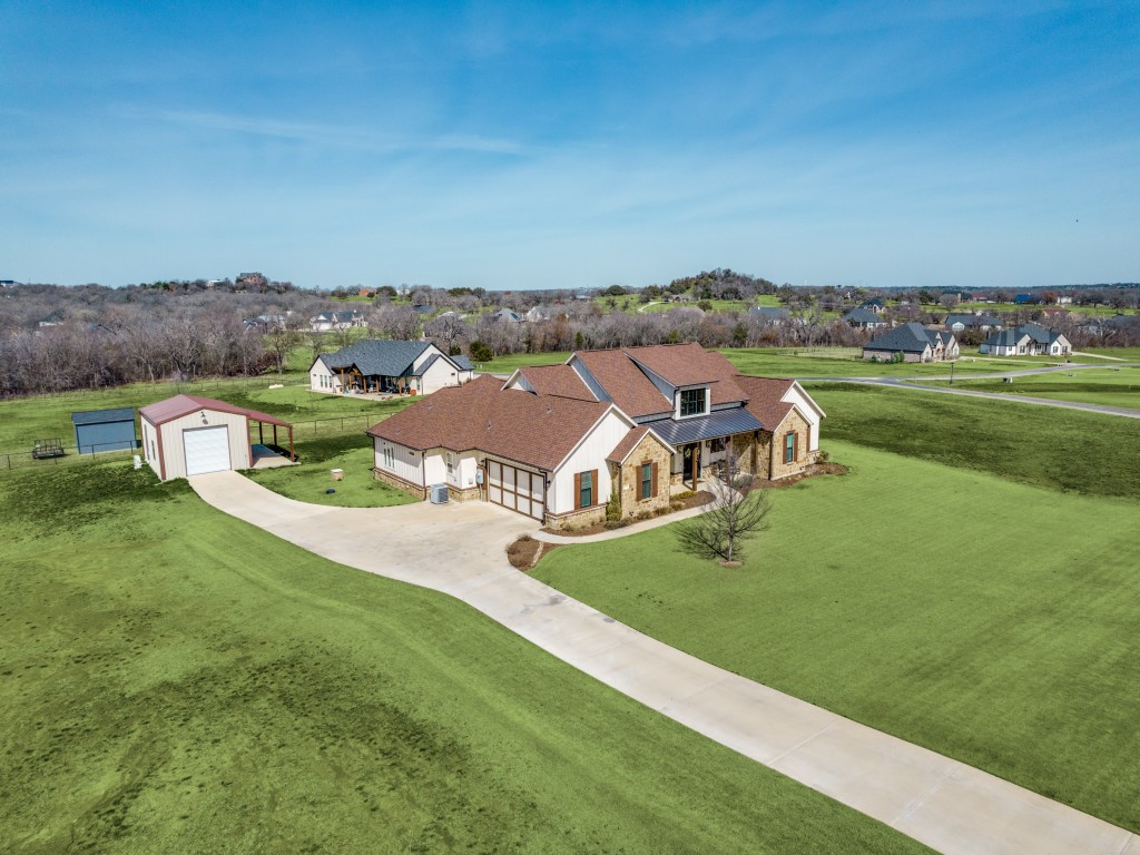 2000 Ragland Trail Azle TX 76020