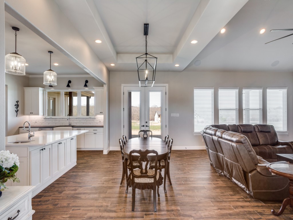 2000 Ragland Trail Azle TX 76020