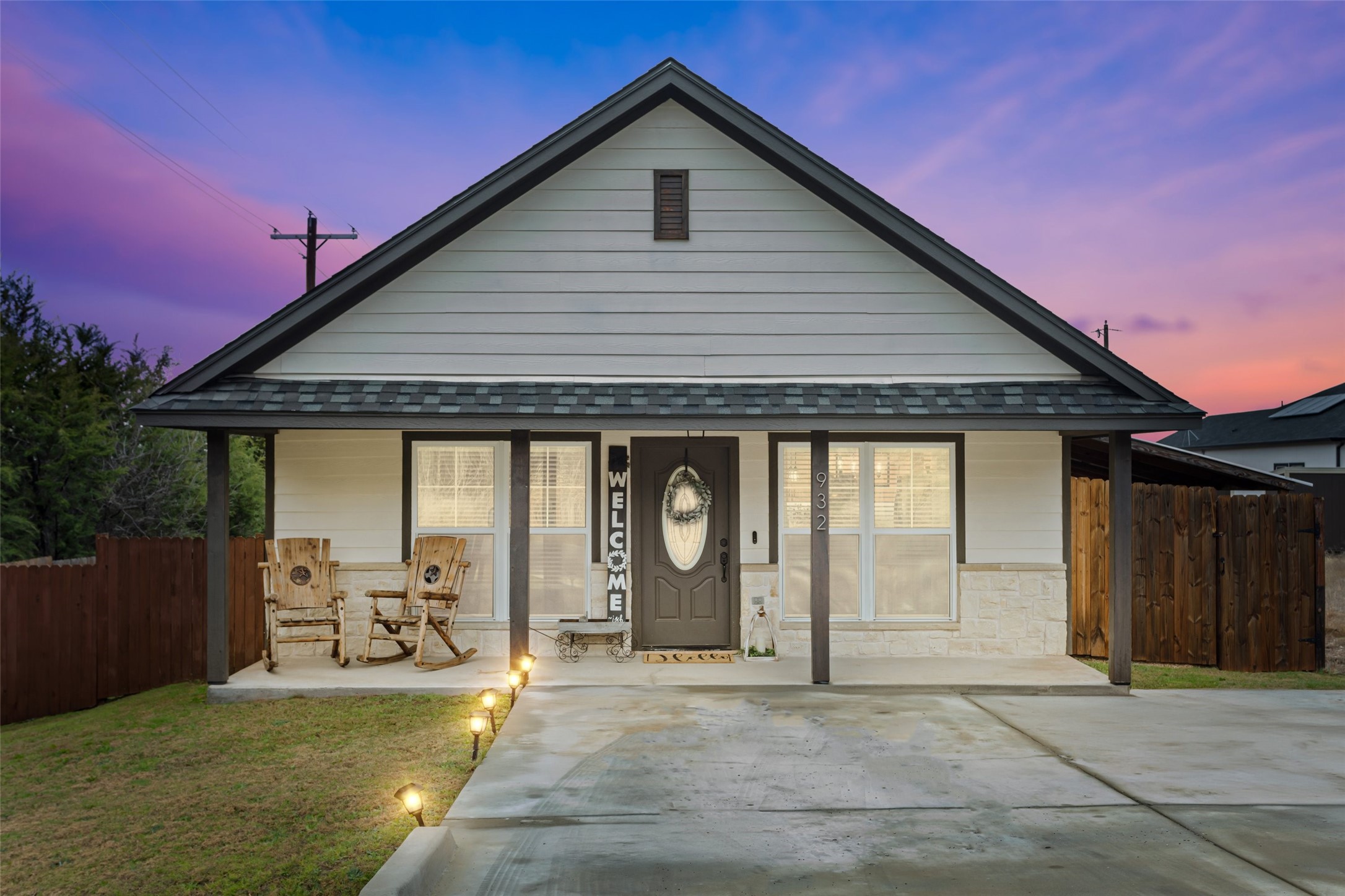 932 Devils River Drive Granbury TX 76048