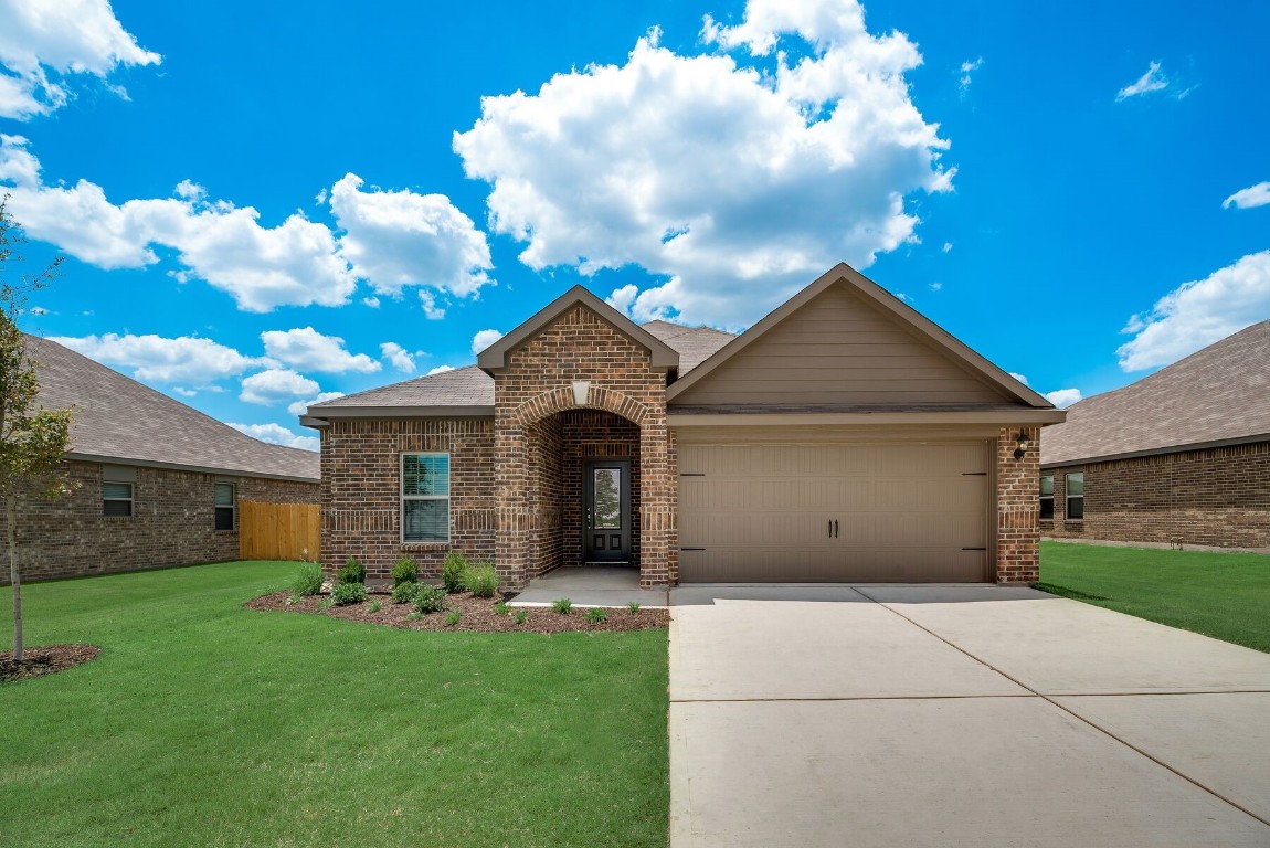 13432 Hartland Street Crowley TX 76036