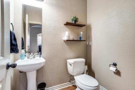 1815 Bersand Gainesville TX 76240