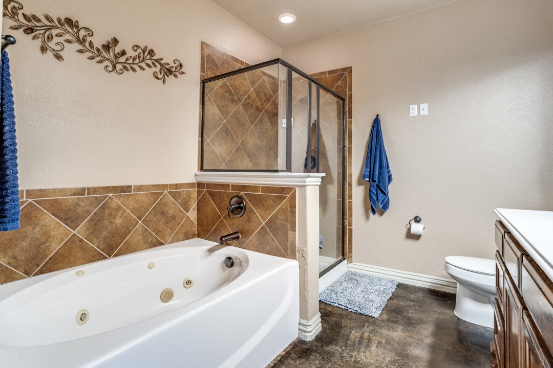 1815 Bersand Gainesville TX 76240