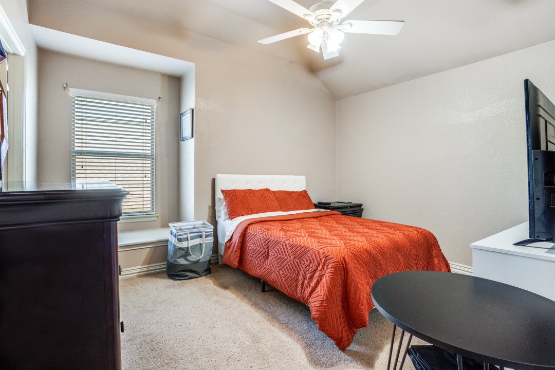 1815 Bersand Gainesville TX 76240