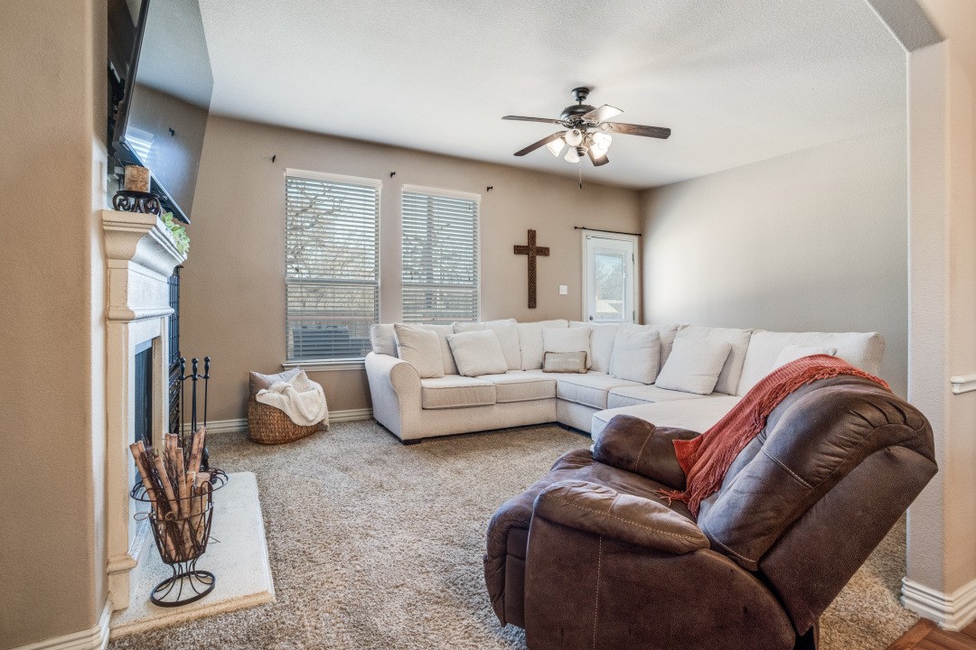 1815 Bersand Gainesville TX 76240