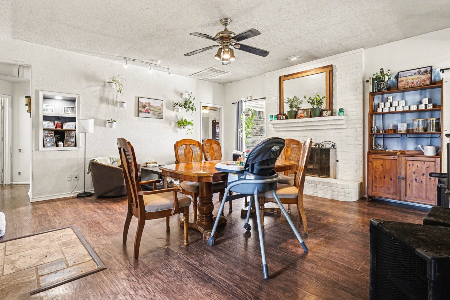 2621 Buck Drive Mesquite TX 75181