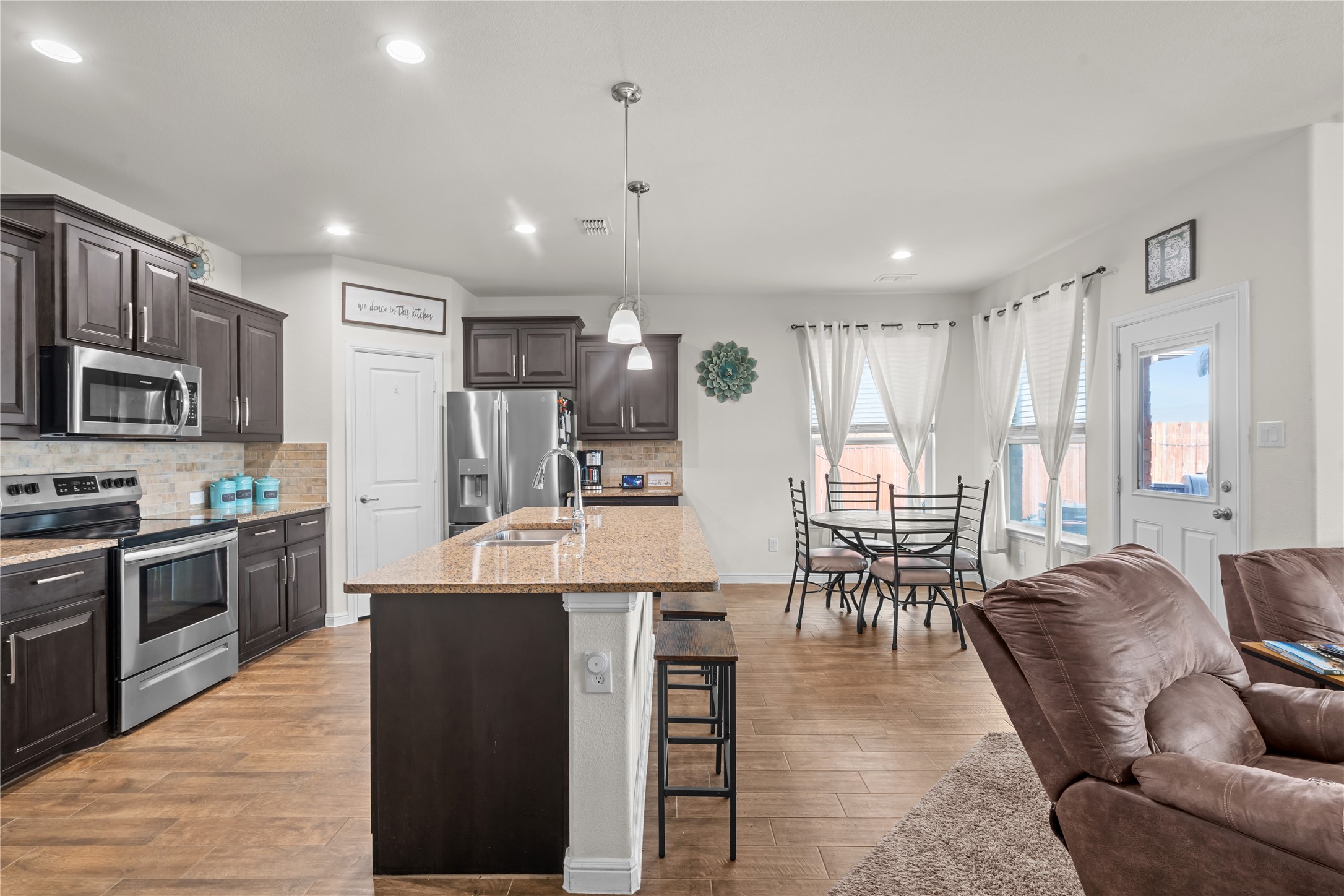 142 Wagon Mound Waxahachie TX 75167