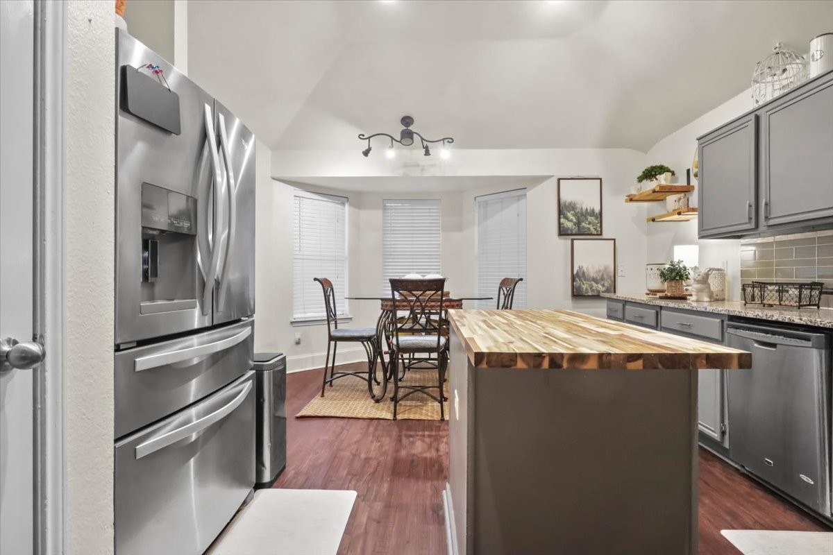 423 N Winding Oaks Drive Wylie TX 75098