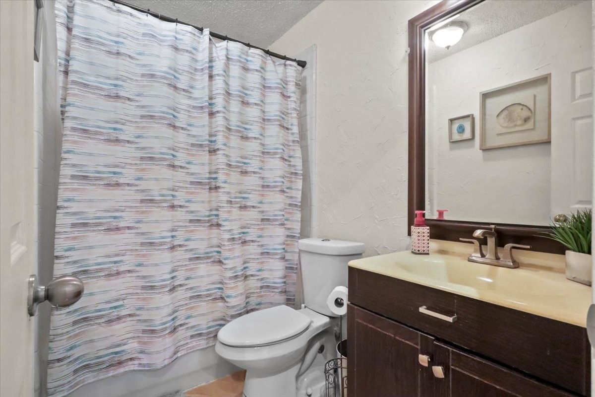 423 N Winding Oaks Drive Wylie TX 75098