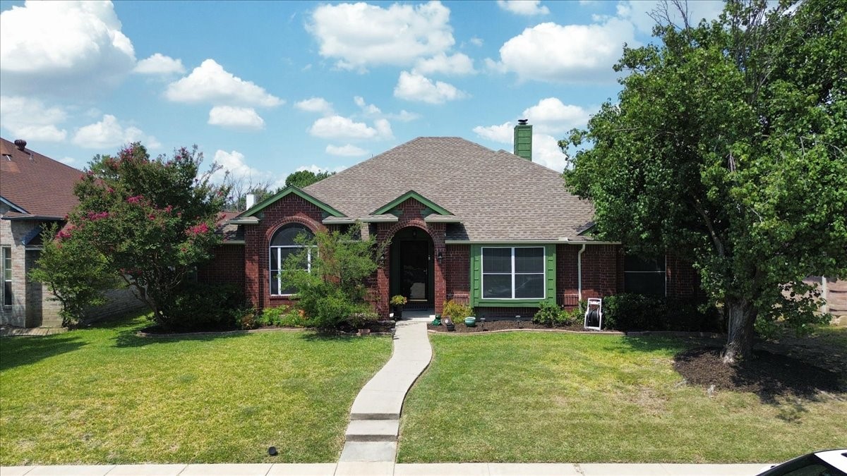 423 N Winding Oaks Drive Wylie TX 75098
