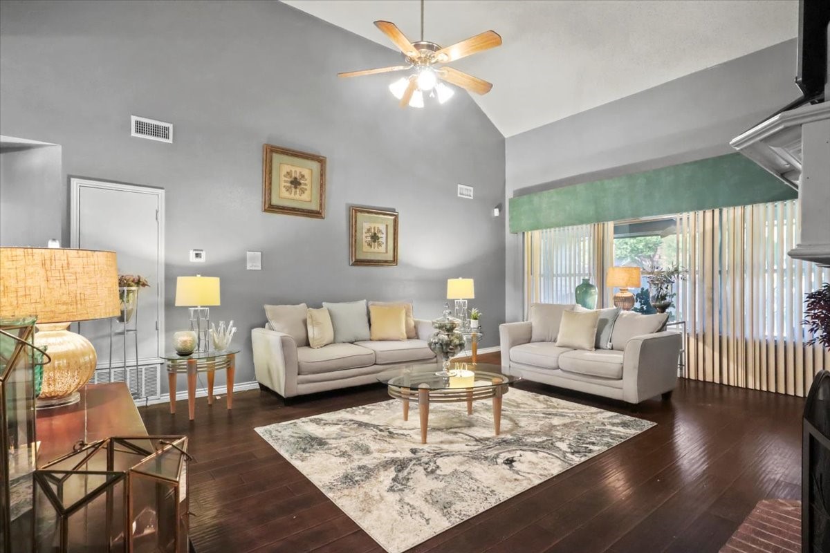 423 N Winding Oaks Drive Wylie TX 75098