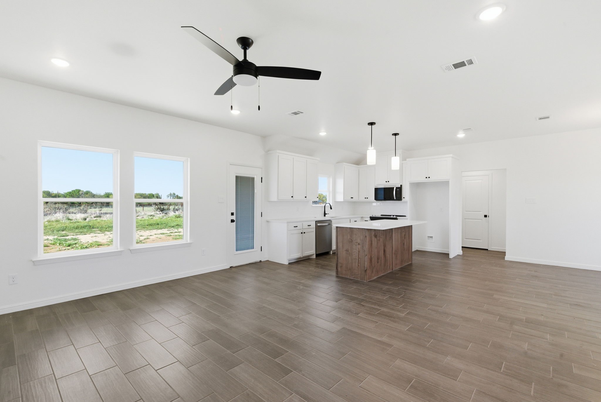 248 Yawney Drive Lipan TX 76462