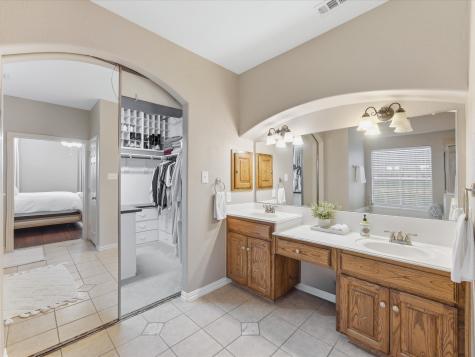 2018 Spring Creek Drive Midlothian TX 76065