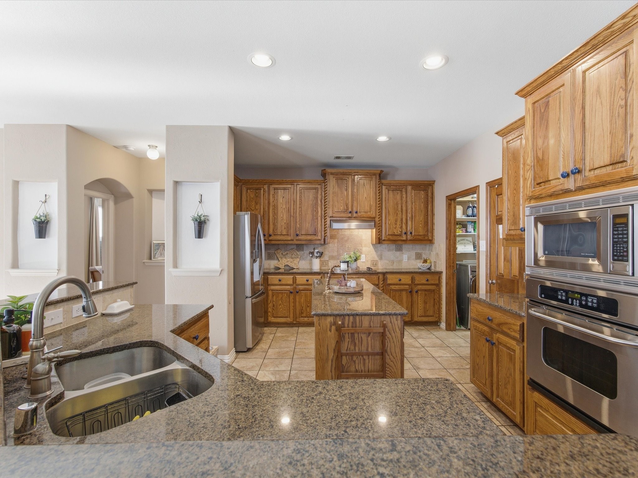 2018 Spring Creek Drive Midlothian TX 76065