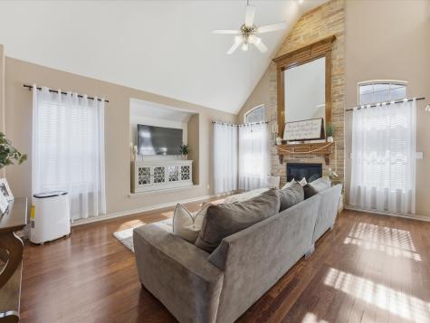 2018 Spring Creek Drive Midlothian TX 76065