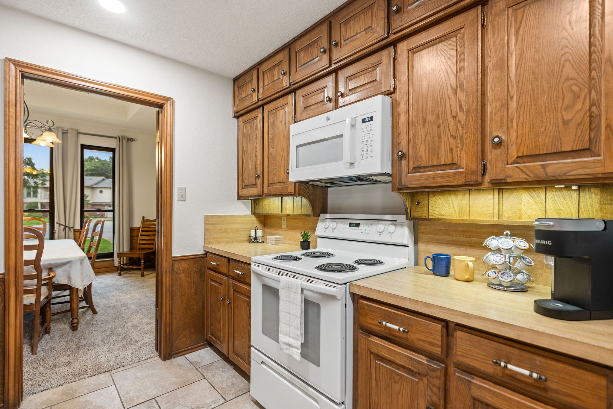 2036 Parkridge Court Hurst TX 76054