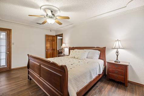 2036 Parkridge Court Hurst TX 76054
