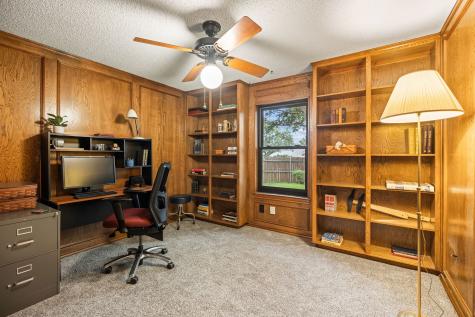 2036 Parkridge Court Hurst TX 76054