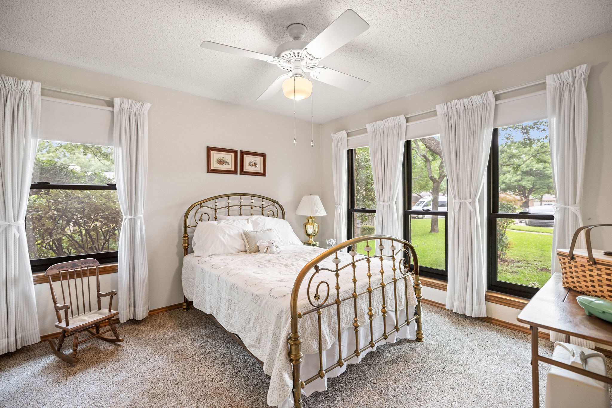 2036 Parkridge Court Hurst TX 76054