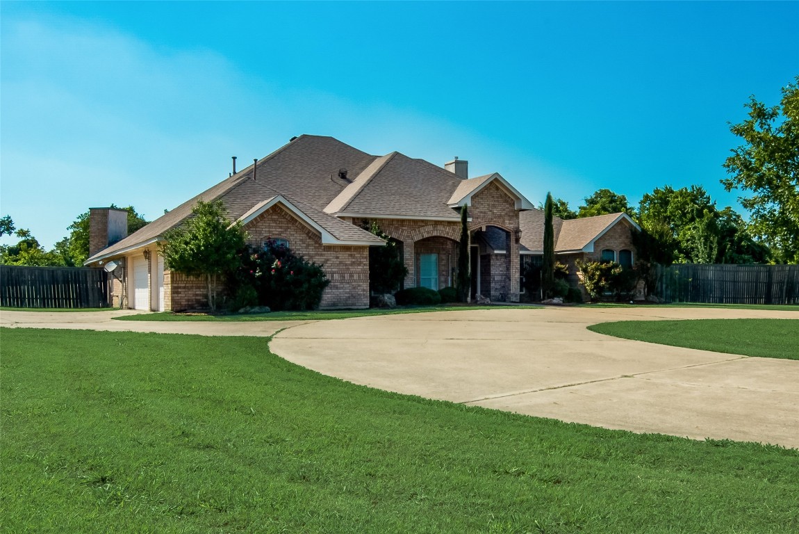 1055 The Meadows Parkway Desoto TX 75115