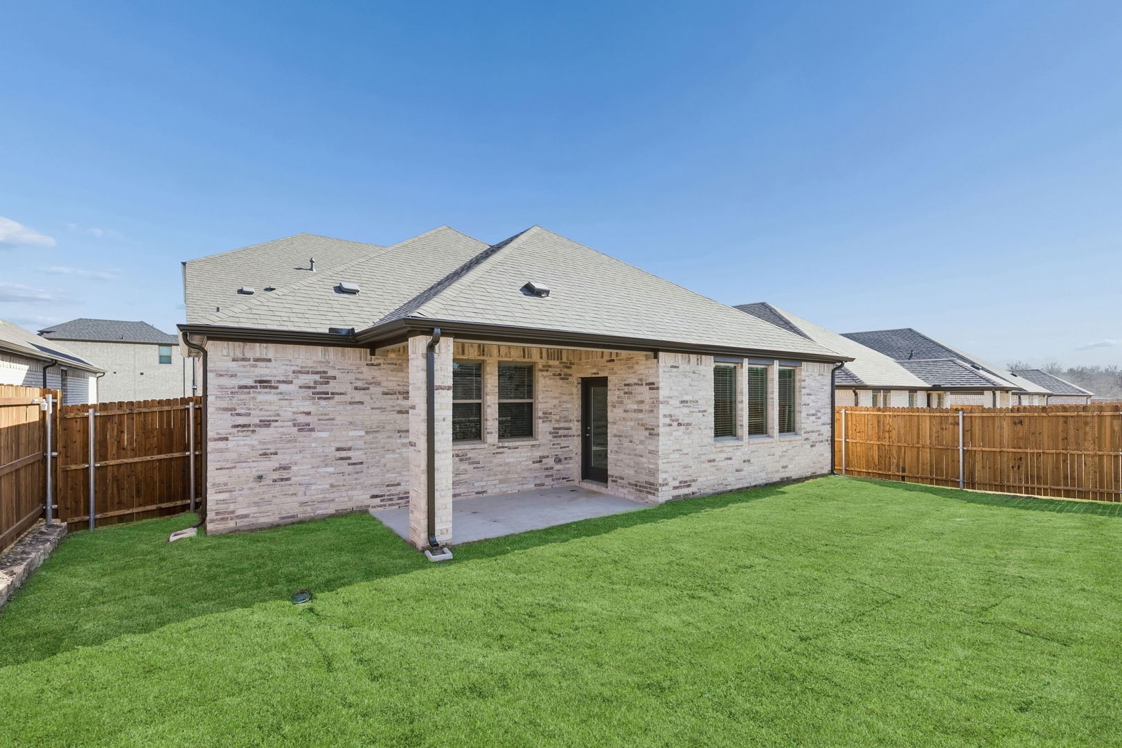 2214 Horseshoe Lane Seagoville TX 75159