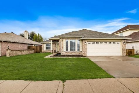 1014 Acapulco Lane Arlington TX 76017