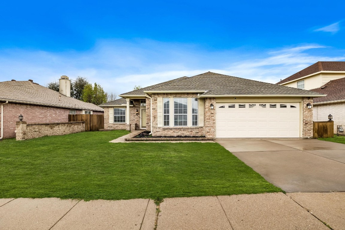 1014 Acapulco Lane Arlington TX 76017
