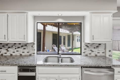 1218 Sycamore Drive Carrollton TX 75007