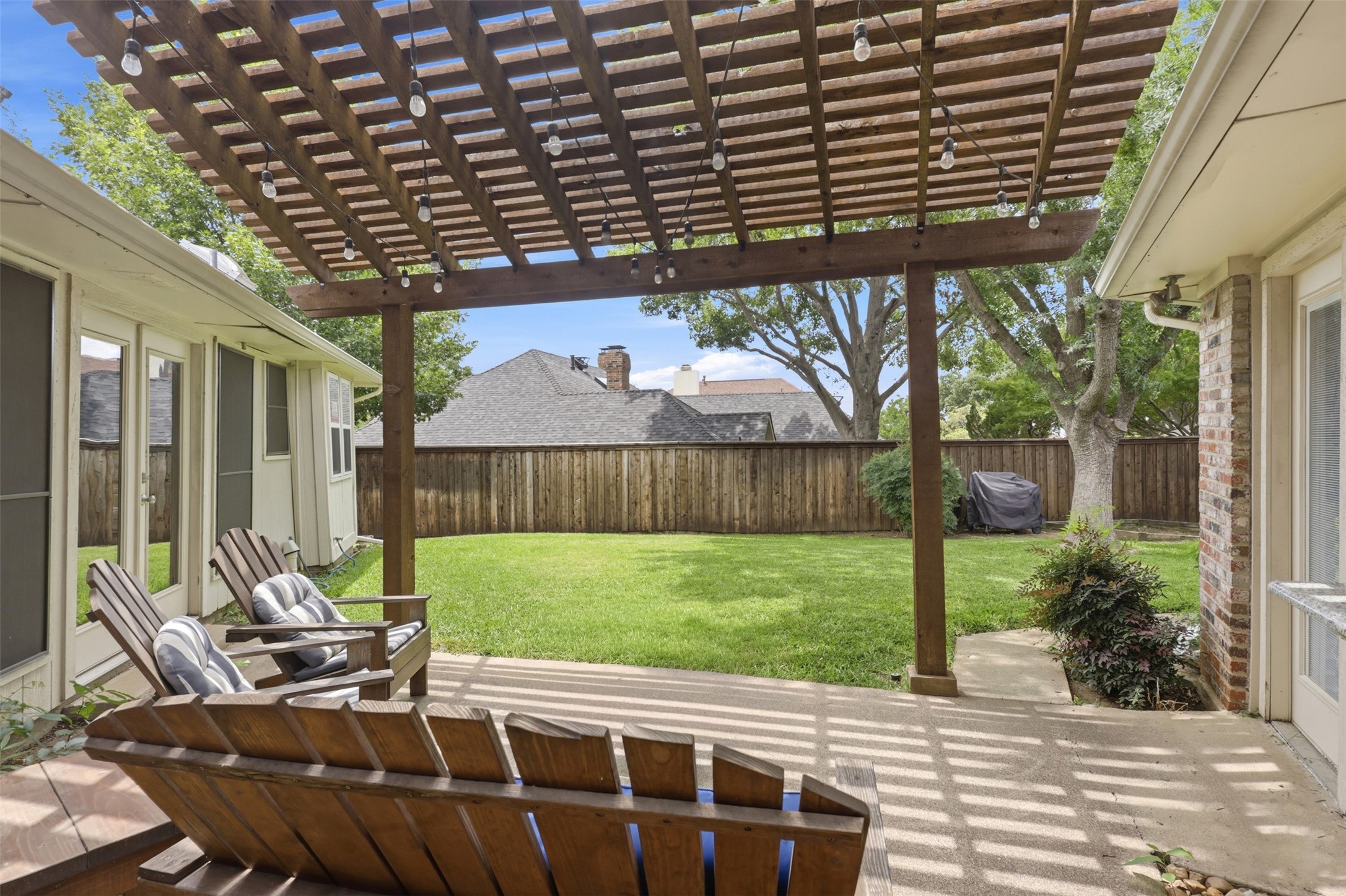 1218 Sycamore Drive Carrollton TX 75007