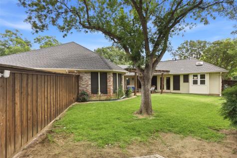 1218 Sycamore Drive Carrollton TX 75007