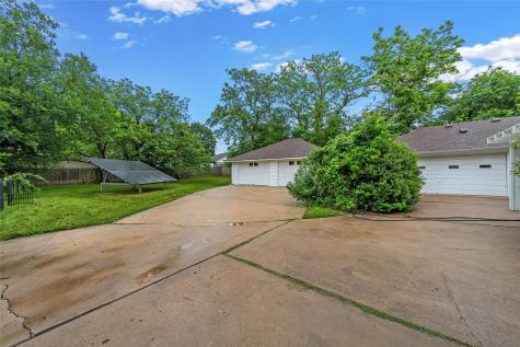 3301 Loma Vista Drive Waco TX 76708