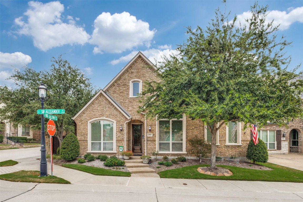 2501 Sir Alexander Lane Lewisville TX 75056
