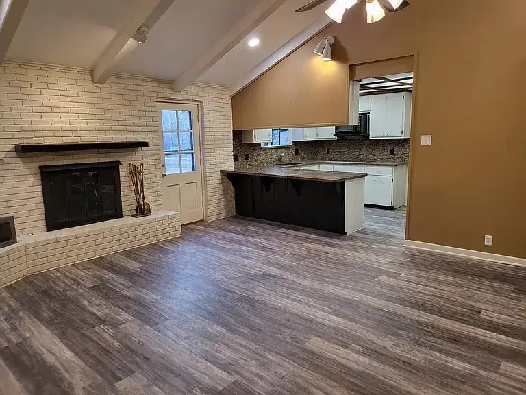 5728 Rockhill Road Fort Worth TX 76112