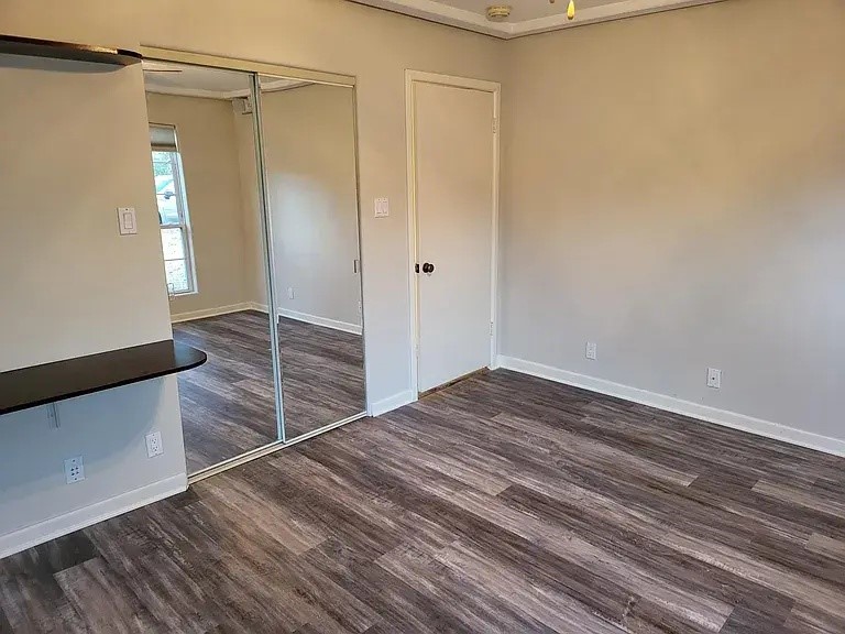 5728 Rockhill Road Fort Worth TX 76112
