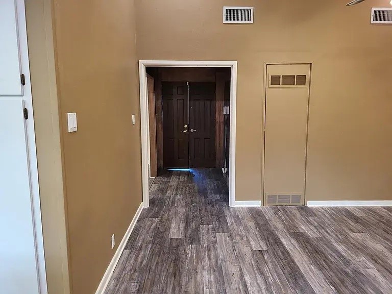 5728 Rockhill Road Fort Worth TX 76112