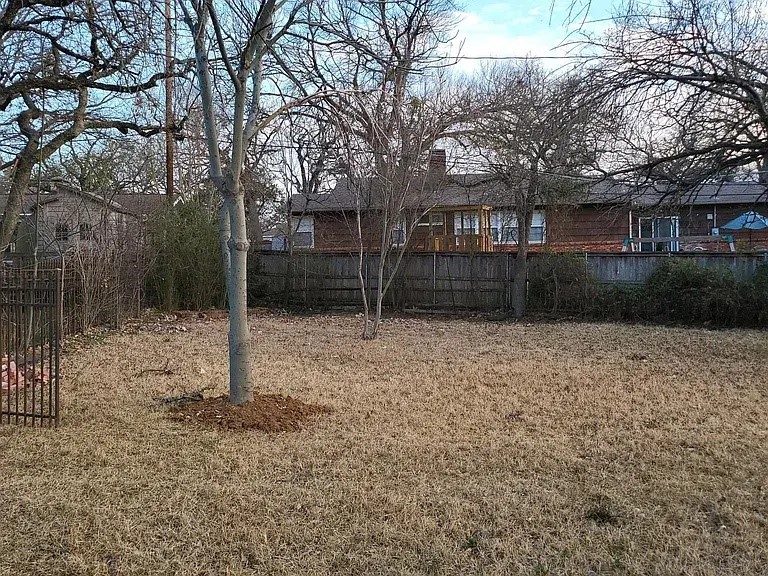 5728 Rockhill Road Fort Worth TX 76112