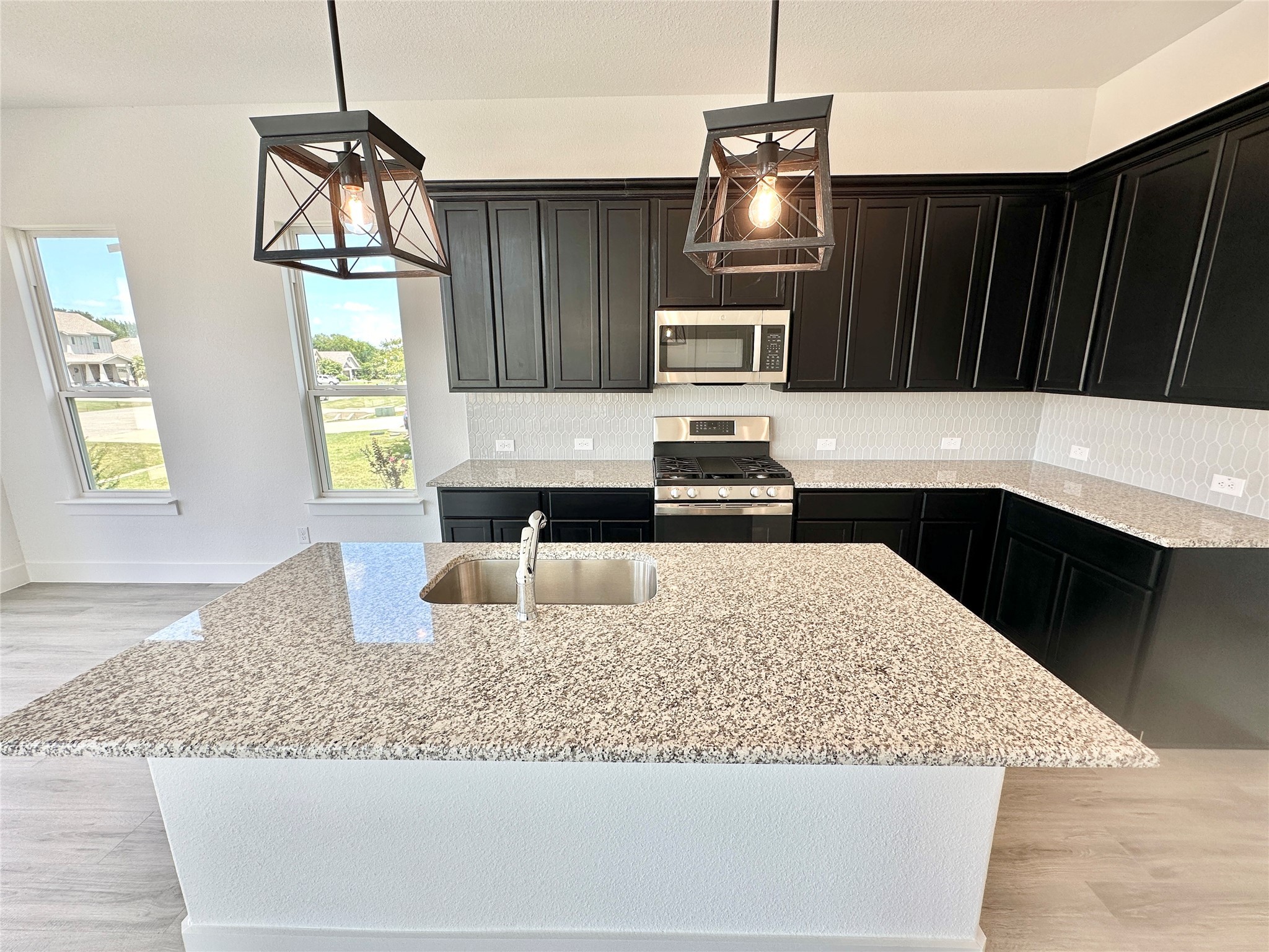 1432 Bluebonnet Boulevard Gainesville TX 76240