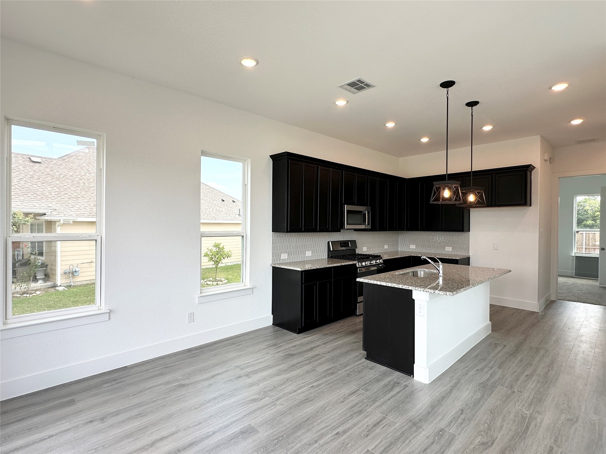 1432 Bluebonnet Boulevard Gainesville TX 76240
