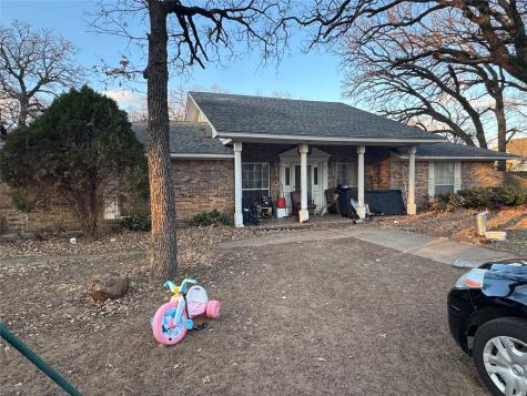 2301 Turner Way Arlington TX 76001